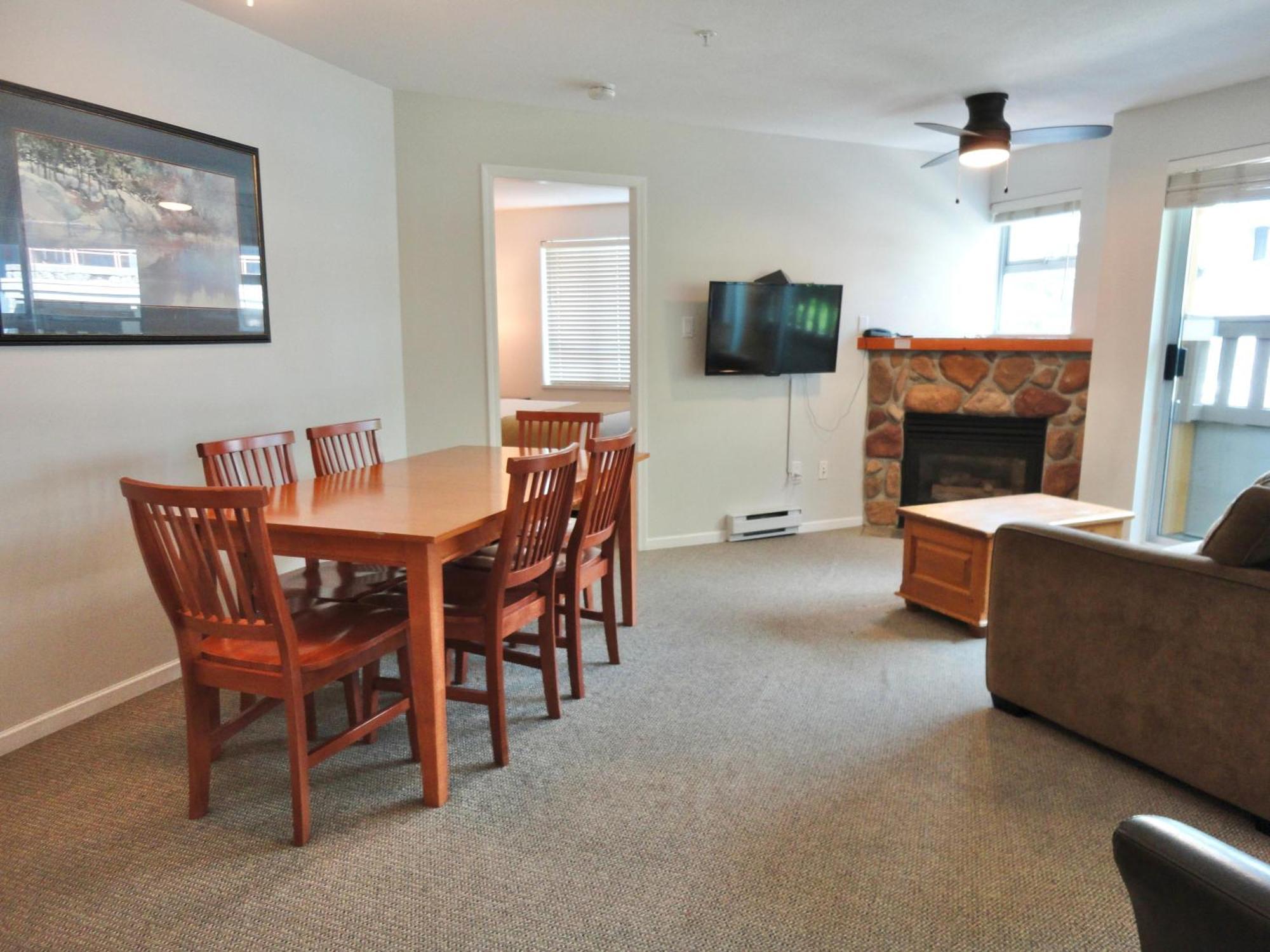 Bear Lodge Two Bedroom By Mva Whistler Exterior photo